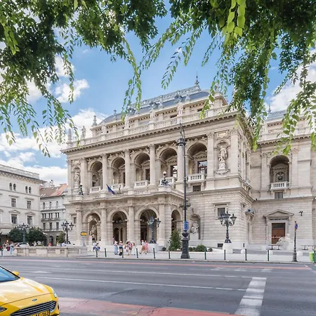 アパート Trendy Design Apartment- 1 Br- Ac ブダペスト