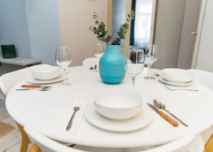 アパート Trendy Design Apartment- 1 Br- Ac ブダペスト
